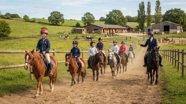 Top choix de colonies de vacances équitation pour enfants
